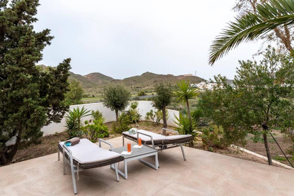 TurAlmeria - Casa Tranquila con Jardín y Aparcamiento privado El Pozo de los Frailes Exterior foto