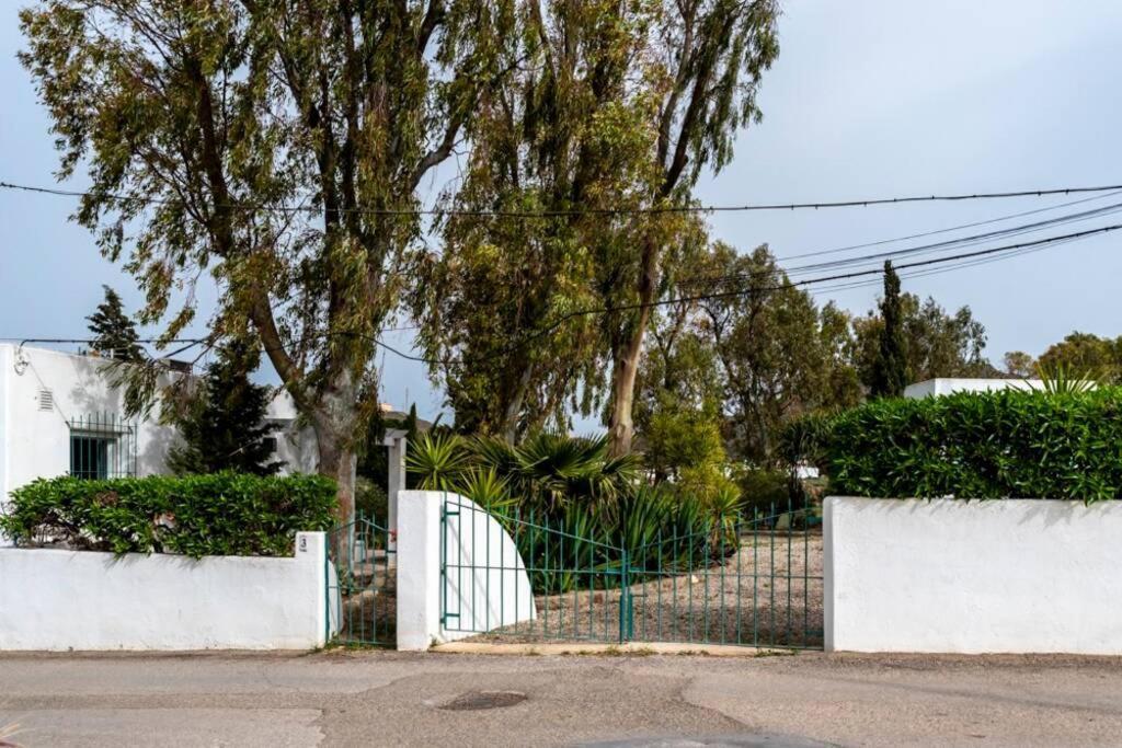 TurAlmeria - Casa Tranquila con Jardín y Aparcamiento privado El Pozo de los Frailes Exterior foto